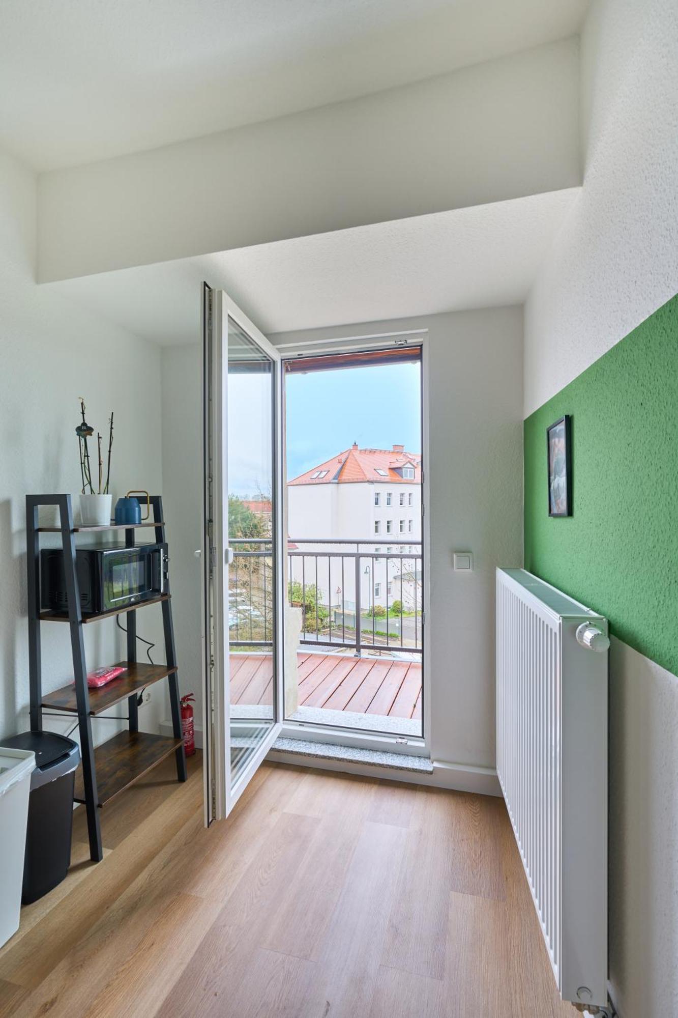 Sali-Homes Boarding Haus Monteur-Wohnungen Balkon Vollkueche Autobahnaehe Markranstädt Room photo